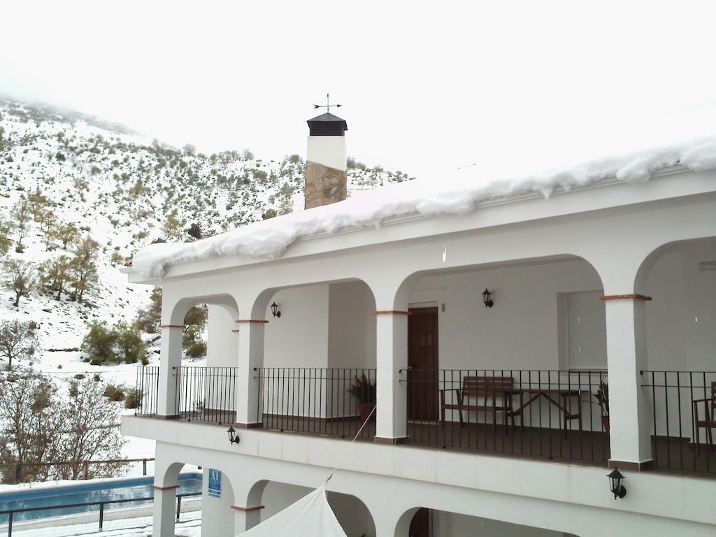 Apartamentos Turisticos Rurales Monte De Las Animas Valdepenas de Jaen Exterior photo
